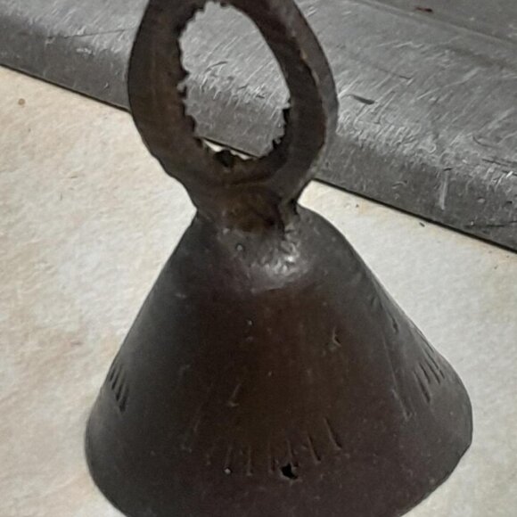 Vintage hand made Bells - Picture 8 of 9